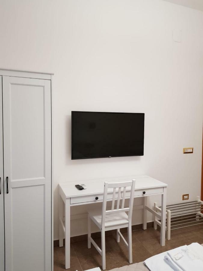 Interno Dieci Rome Exterior photo